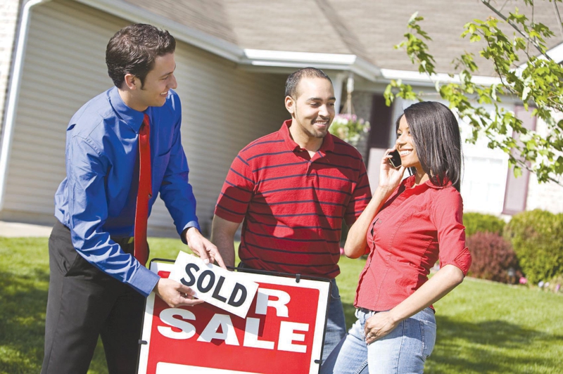 Buy a house with a Realtor